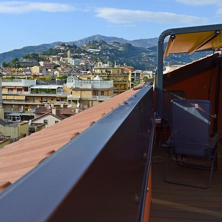 B&B Via Roma 41 เวนติมิญา ภายนอก รูปภาพ