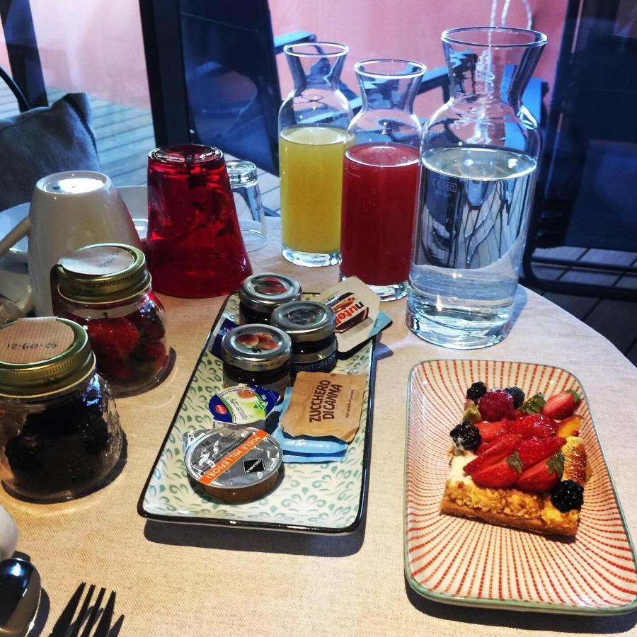 B&B Via Roma 41 เวนติมิญา ภายนอก รูปภาพ